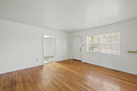 Tiny photo for 817 S Lipona Road, Tallahassee, FL 32304 (MLS # 395045)