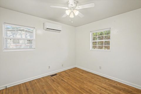Tiny photo for 817 S Lipona Road, Tallahassee, FL 32304 (MLS # 395045)