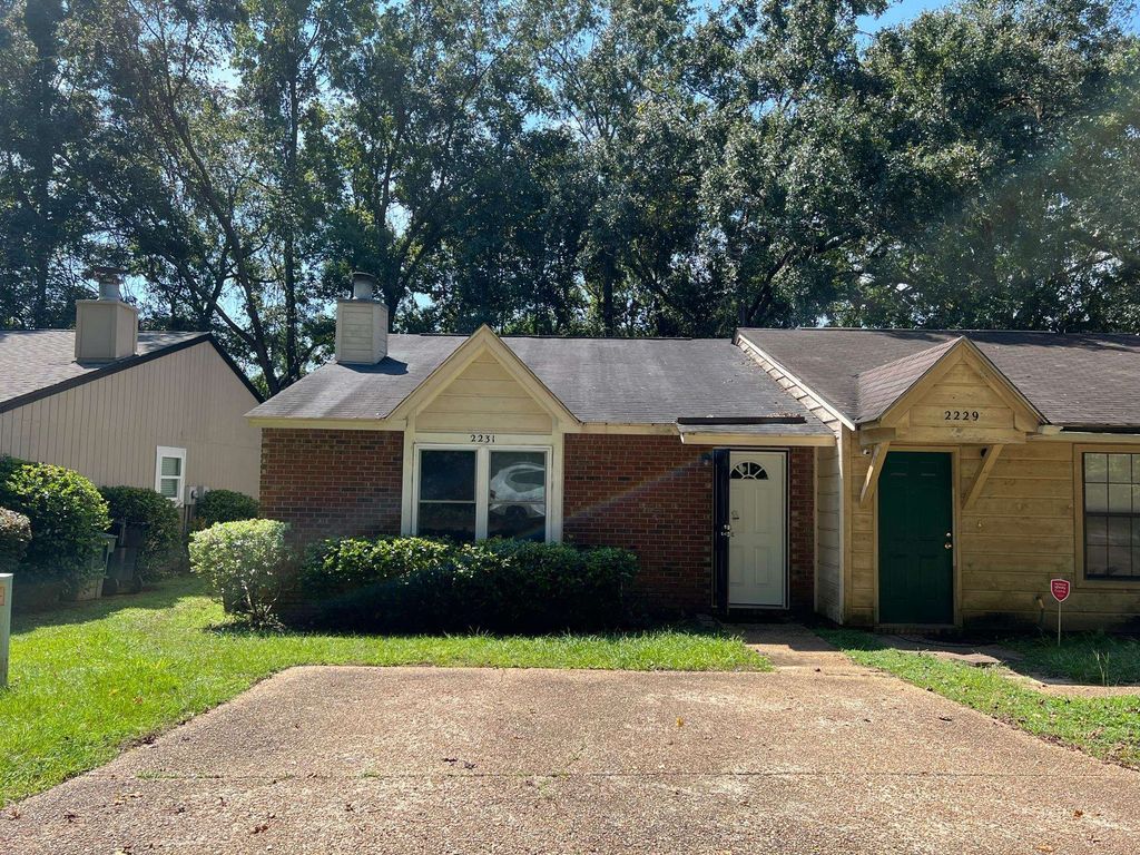 Photo of 2231 Treeo Lane, Tallahassee, FL 32301 (MLS # 392535)