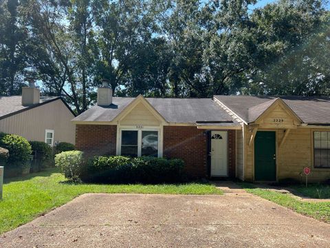 Photo of 2231 Treeo Lane, Tallahassee, FL 32301 (MLS # 392535) Photo of 2231 Treeo Lane, Tallahassee, FL 32301 (MLS # 392535)
