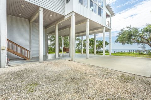 Tiny photo for 2800 Highway 98 E, St James, FL 32322 (MLS # 401890)
