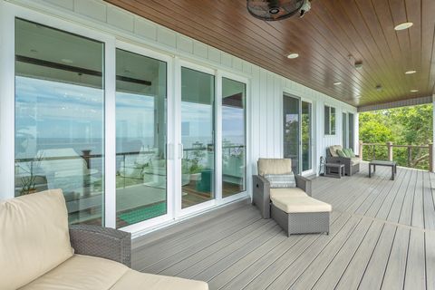 Tiny photo for 2800 Highway 98 E, St James, FL 32322 (MLS # 401890)