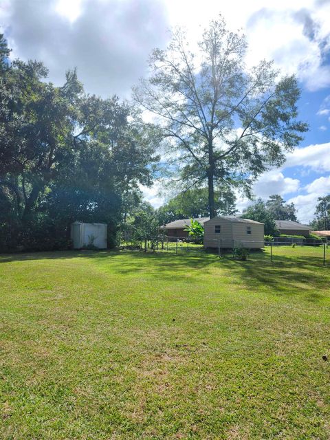 Tiny photo for 413 Georgetown Drive, Tallahassee, FL 32305 (MLS # 391773)