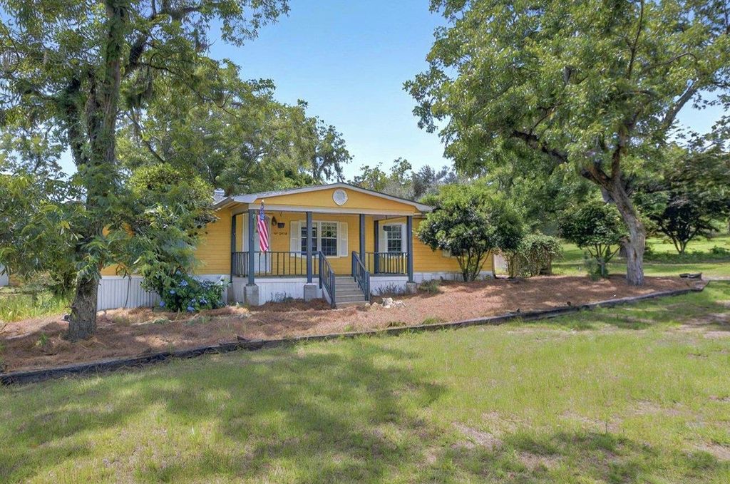 Photo of 952 Turney Anderson Road, Monticello, FL 32344 (MLS # 393857)