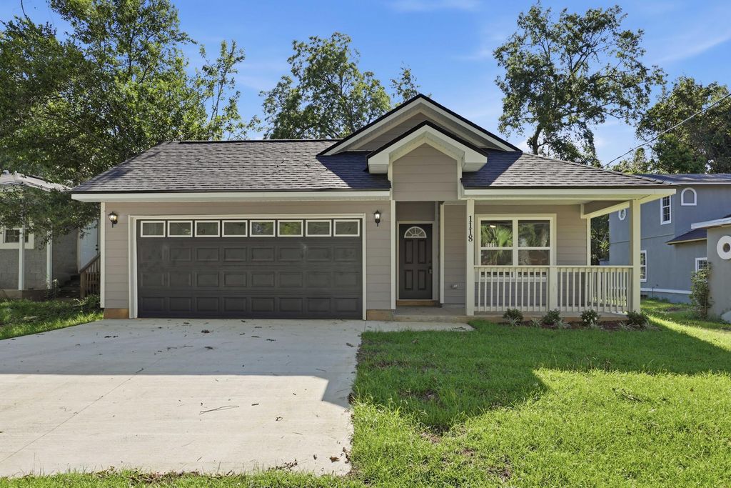 Photo of 1118 Clay Street, Tallahassee, FL 32304 (MLS # 402057)