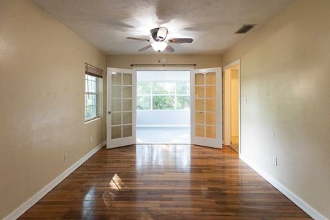 Tiny photo for 215 EDWARDS Street, Tallahassee, FL 32304 (MLS # 395016)