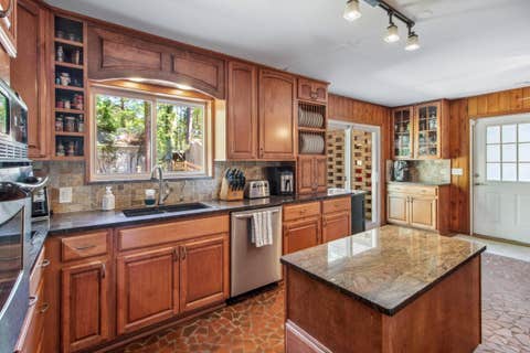 Featured picture for the property 390565