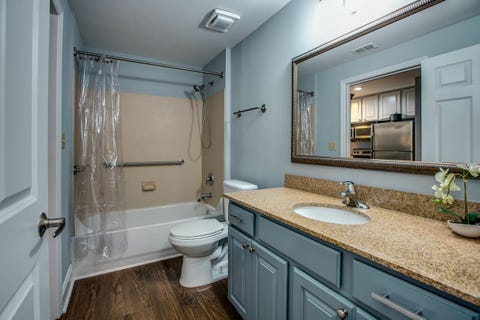 Tiny photo for 215 W College Unit 711 Avenue, Tallahassee, FL 32301 (MLS # 402026)