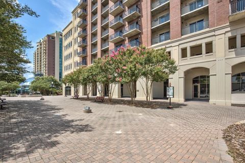Tiny photo for 215 W College Unit 711 Avenue, Tallahassee, FL 32301 (MLS # 402026)