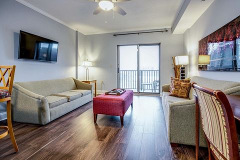 Tiny photo for 215 W College Unit 711 Avenue, Tallahassee, FL 32301 (MLS # 402026)
