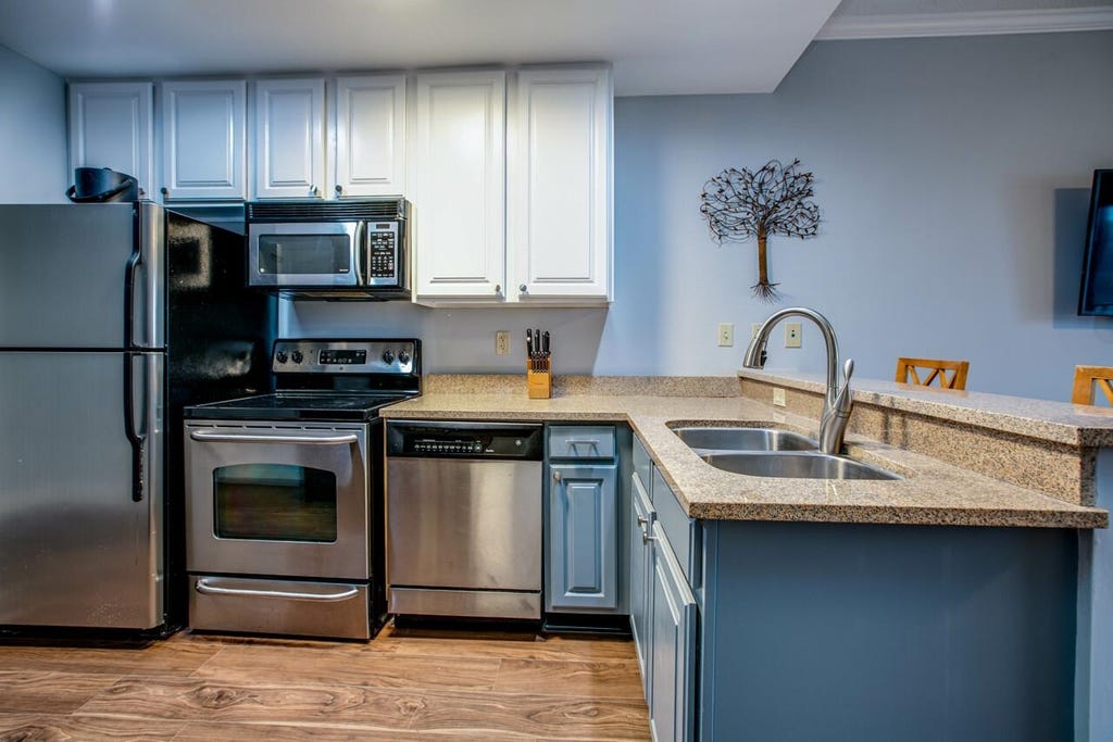 Photo of 215 W College Unit 711 Avenue, Tallahassee, FL 32301 (MLS # 402026)