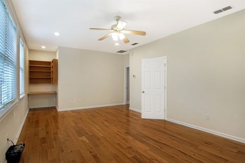 Tiny photo for 1324 Branch Street, Tallahassee, FL 32303 (MLS # 392034)