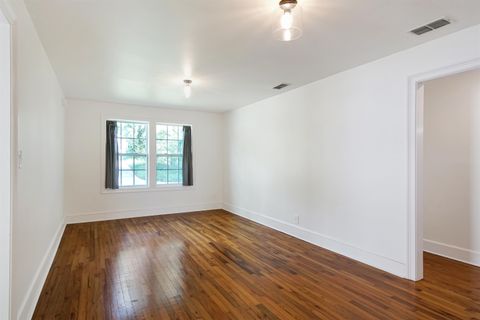 Tiny photo for 1324 Branch Street, Tallahassee, FL 32303 (MLS # 392034)