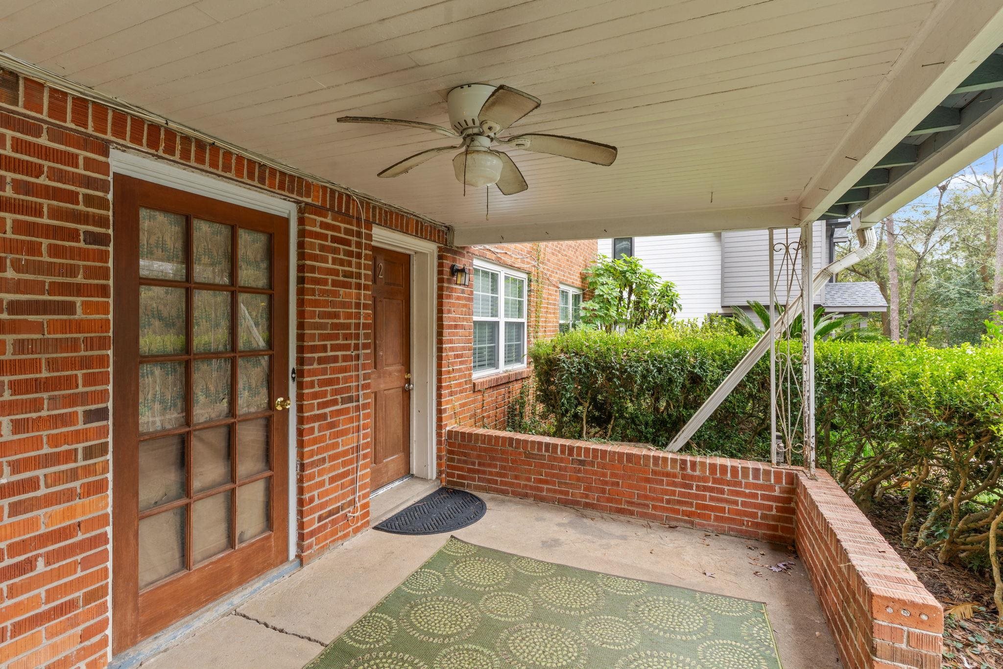 202 E BRADFORD Road 1-4