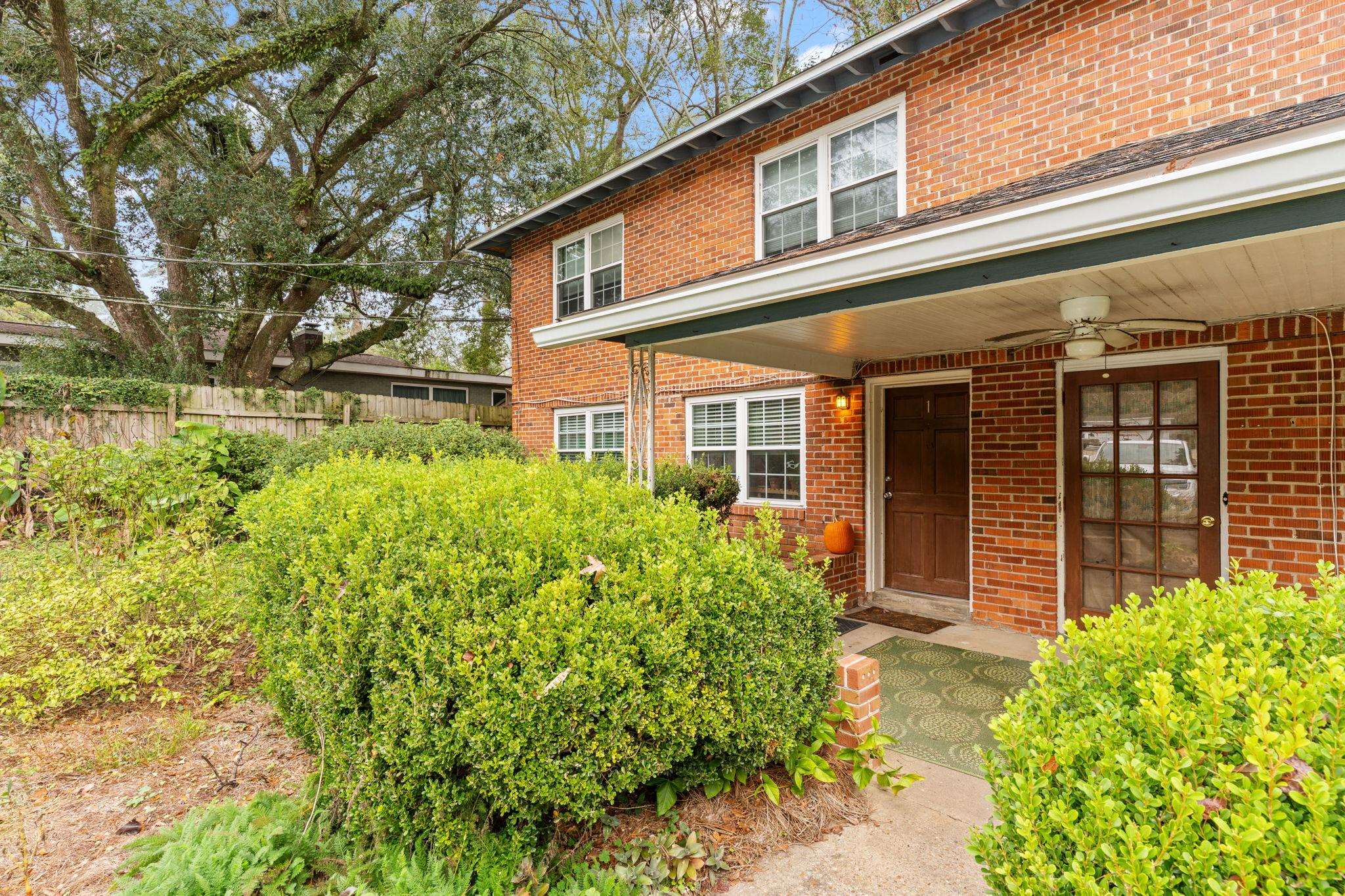 202 E BRADFORD Road 1-4
