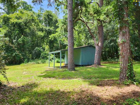 A home in TALLAHASSEE