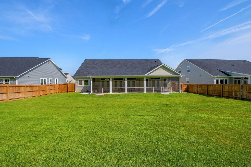 Photo of 3904 ARDMORE Lane, Tallahassee, FL 32308 (MLS # 393777)