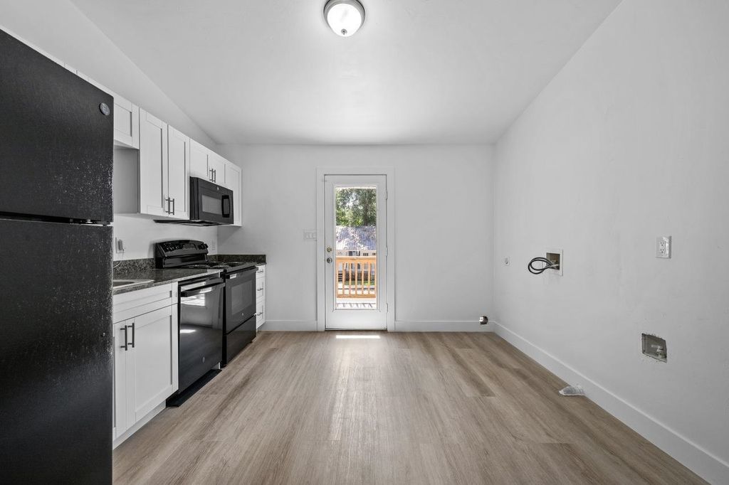 Photo of 2290 Magnolia Circle #2, Tallahassee, FL 32301 (MLS # 401134)
