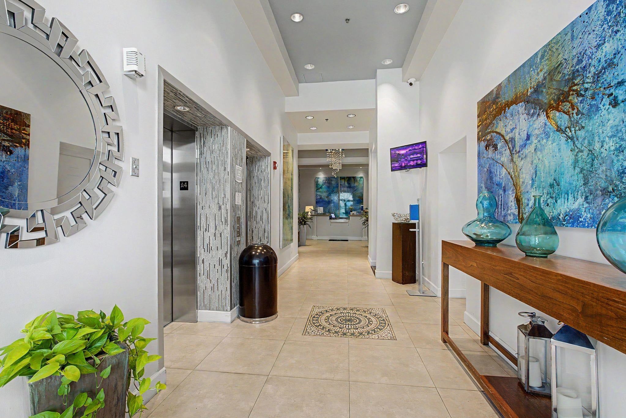300 S Duval Street 708