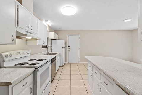 Tiny photo for 2107 Old Baindridge Road, Tallahassee, FL 32303 (MLS # 393031)