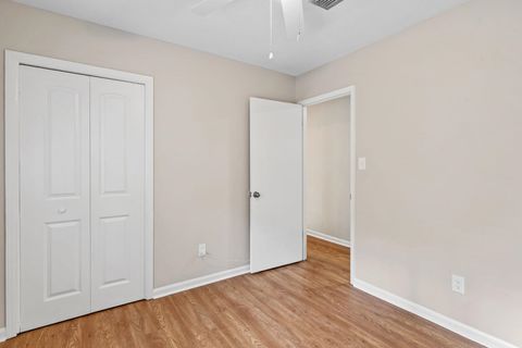 Tiny photo for 2107 Old Baindridge Road, Tallahassee, FL 32303 (MLS # 393031)