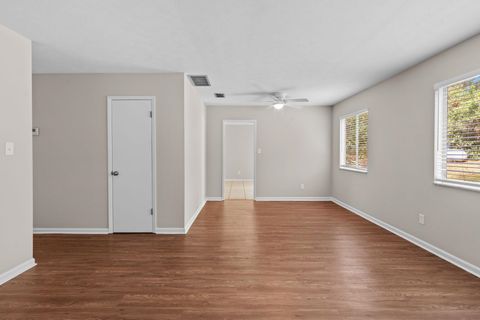 Tiny photo for 2107 Old Baindridge Road, Tallahassee, FL 32303 (MLS # 393031)