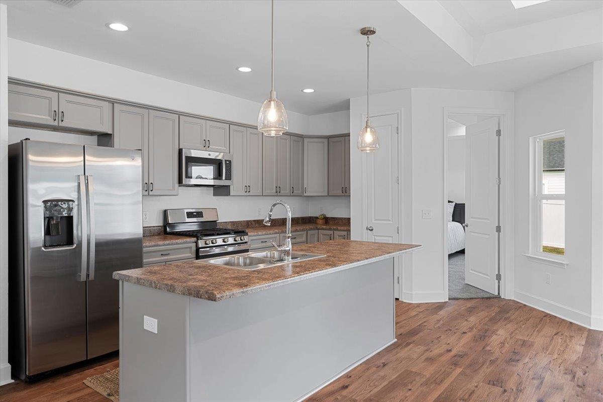 5698 Pinebarren Road