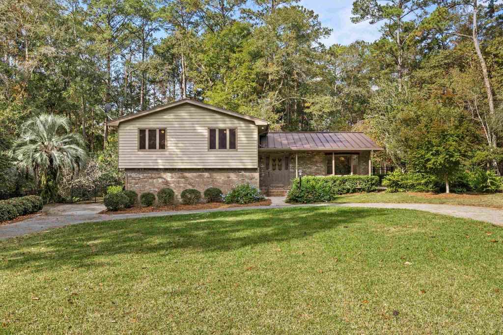 Photo of 7740 Bass Ridge Trail, Tallahassee, FL 32312 (MLS # 393177)