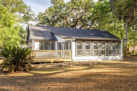 Tiny photo for 1932 Queenswood Drive, Tallahassee, FL 32303 (MLS # 399626)