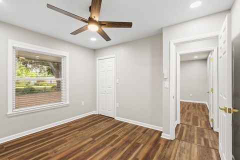 Tiny photo for 1932 Queenswood Drive, Tallahassee, FL 32303 (MLS # 399626)