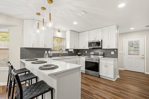 Tiny photo for 1932 Queenswood Drive, Tallahassee, FL 32303 (MLS # 399626)