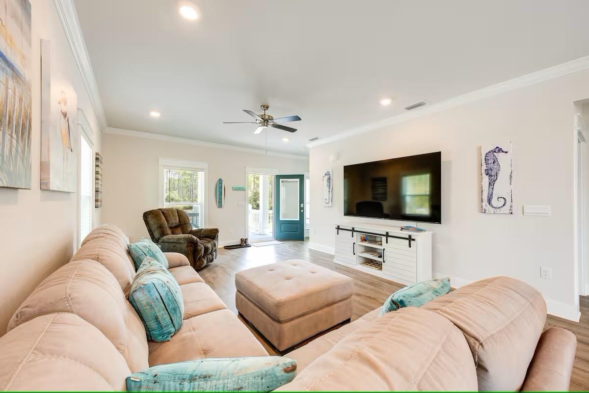 111 Winding Trail Way