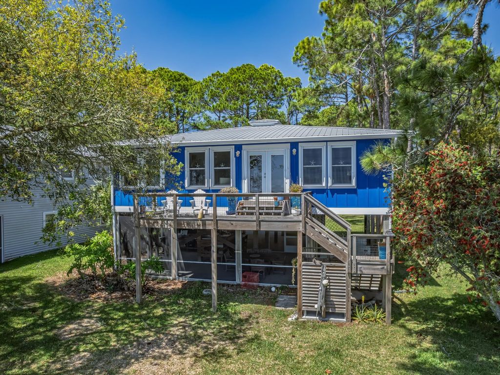Photo of 2492 Highway 98 East, Carrabelle, FL 32322 (MLS # 398211)