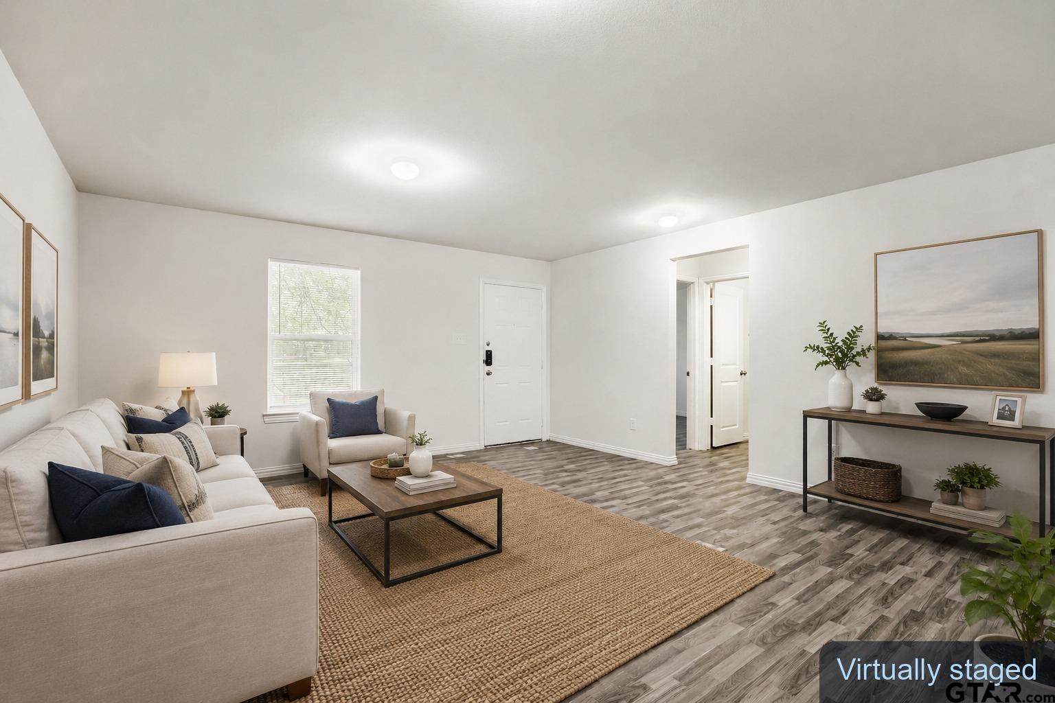 1221 N Whitten Ave