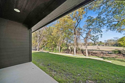 A home in Brownsboro