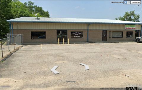 6421 E State Highway 31 Murchison TX 75778