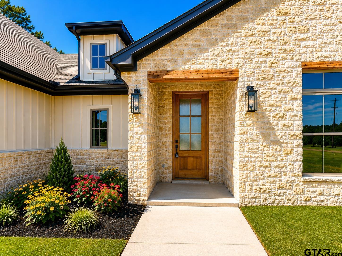 11758 County Road 2174