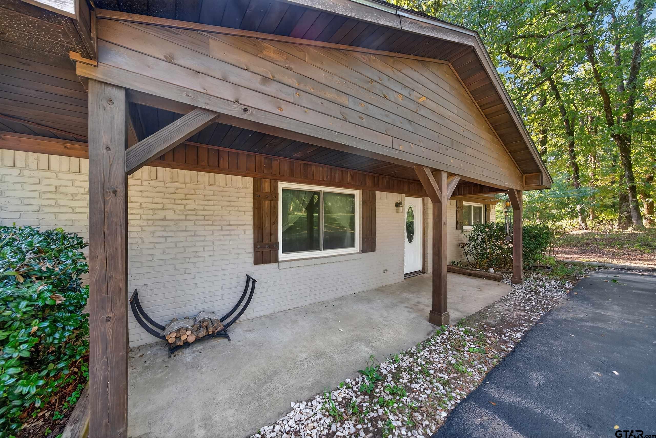 9938 County Road 3600