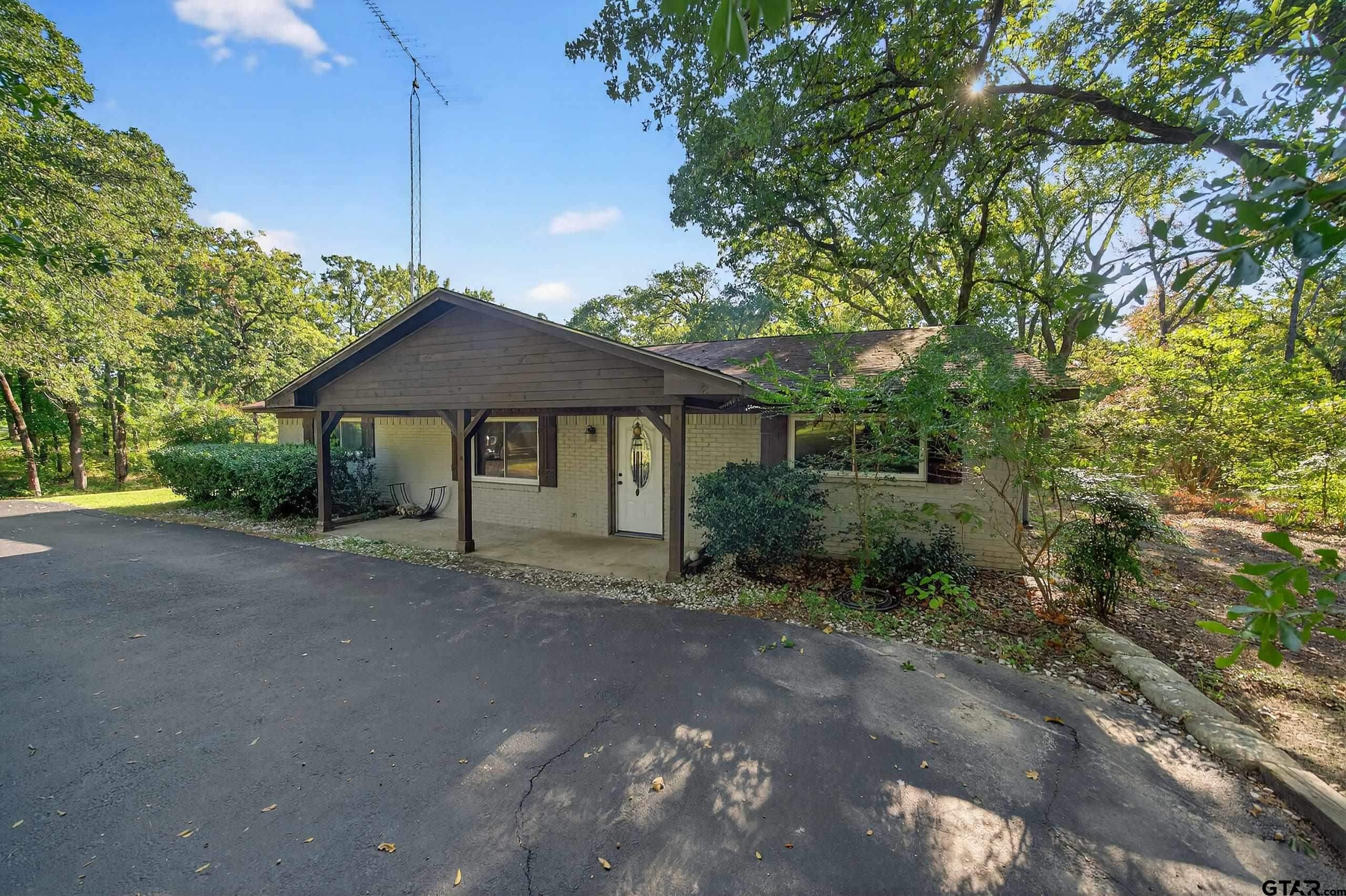 9938 County Road 3600