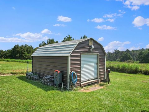 A home in Gilmer