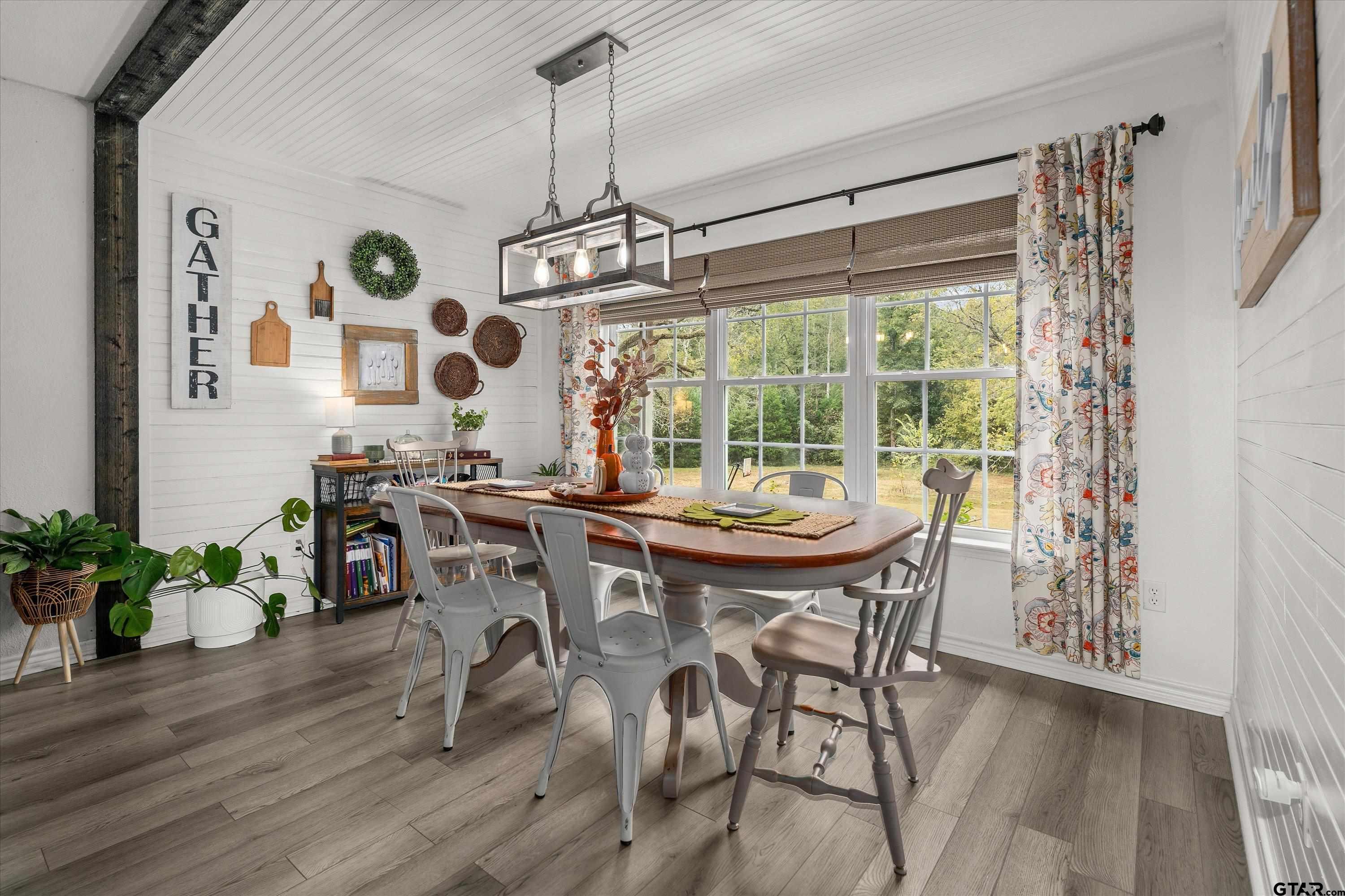 1703 County Road 3402