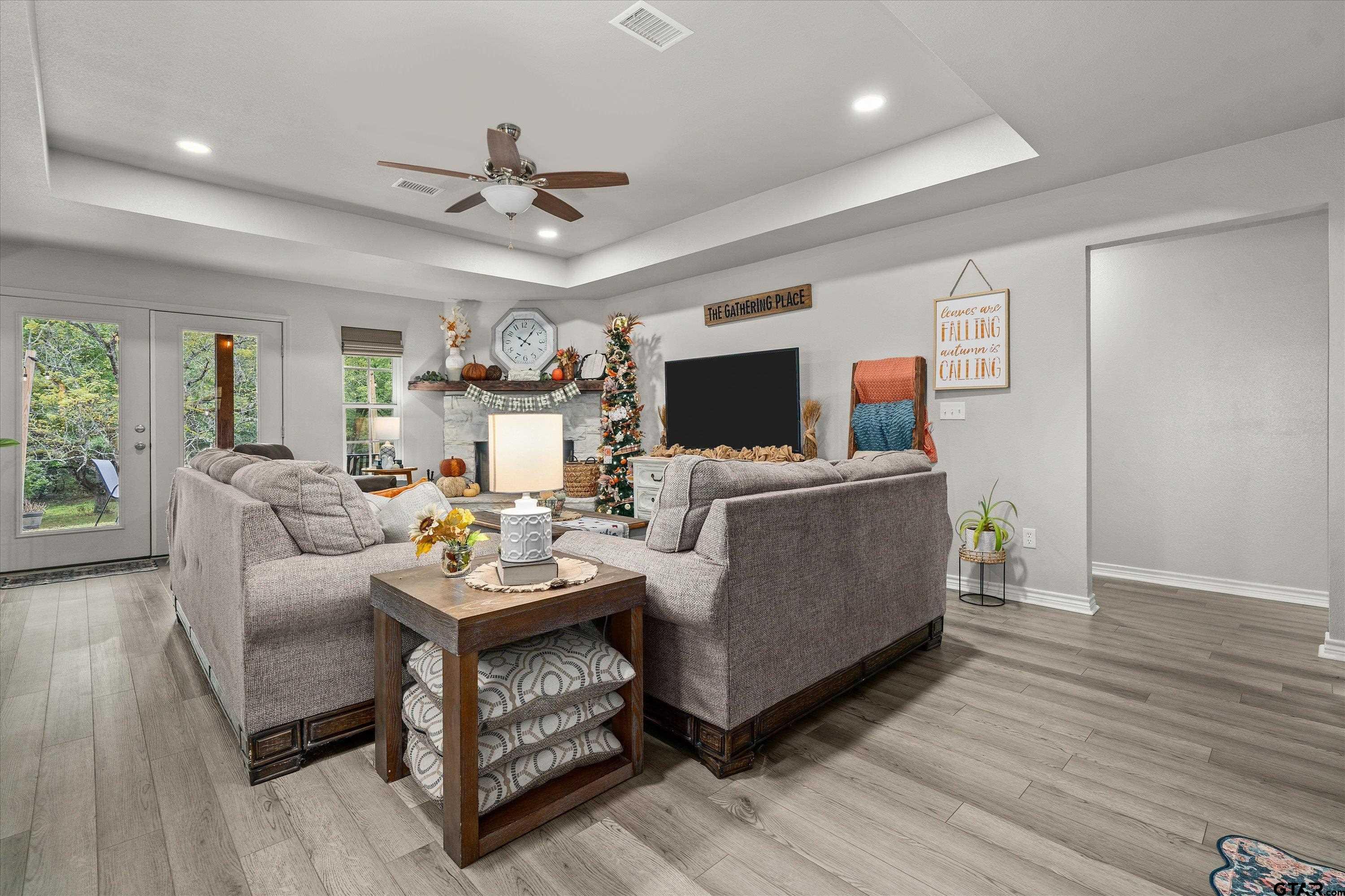 1703 County Road 3402