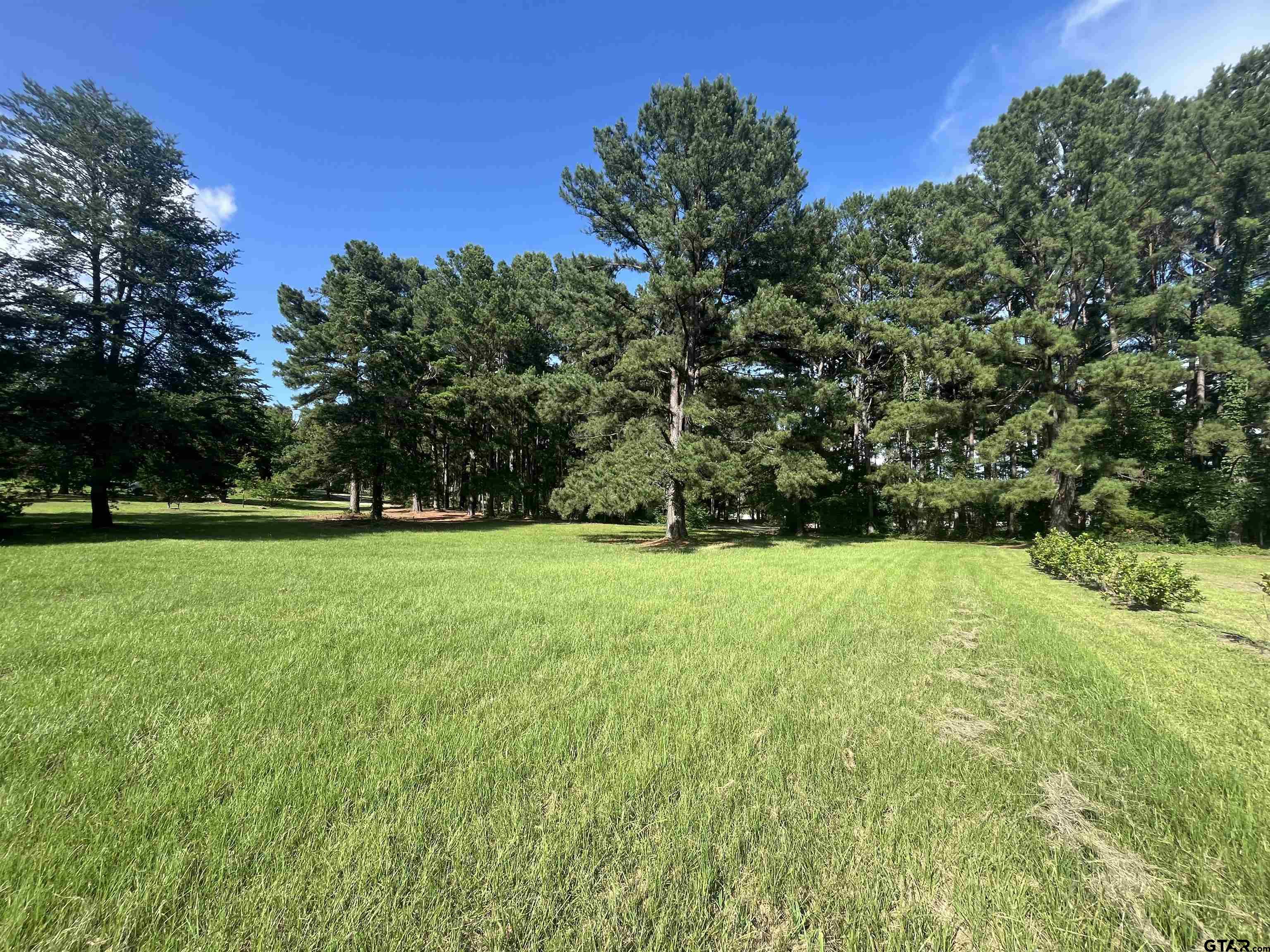 17807 Summerhill Circle