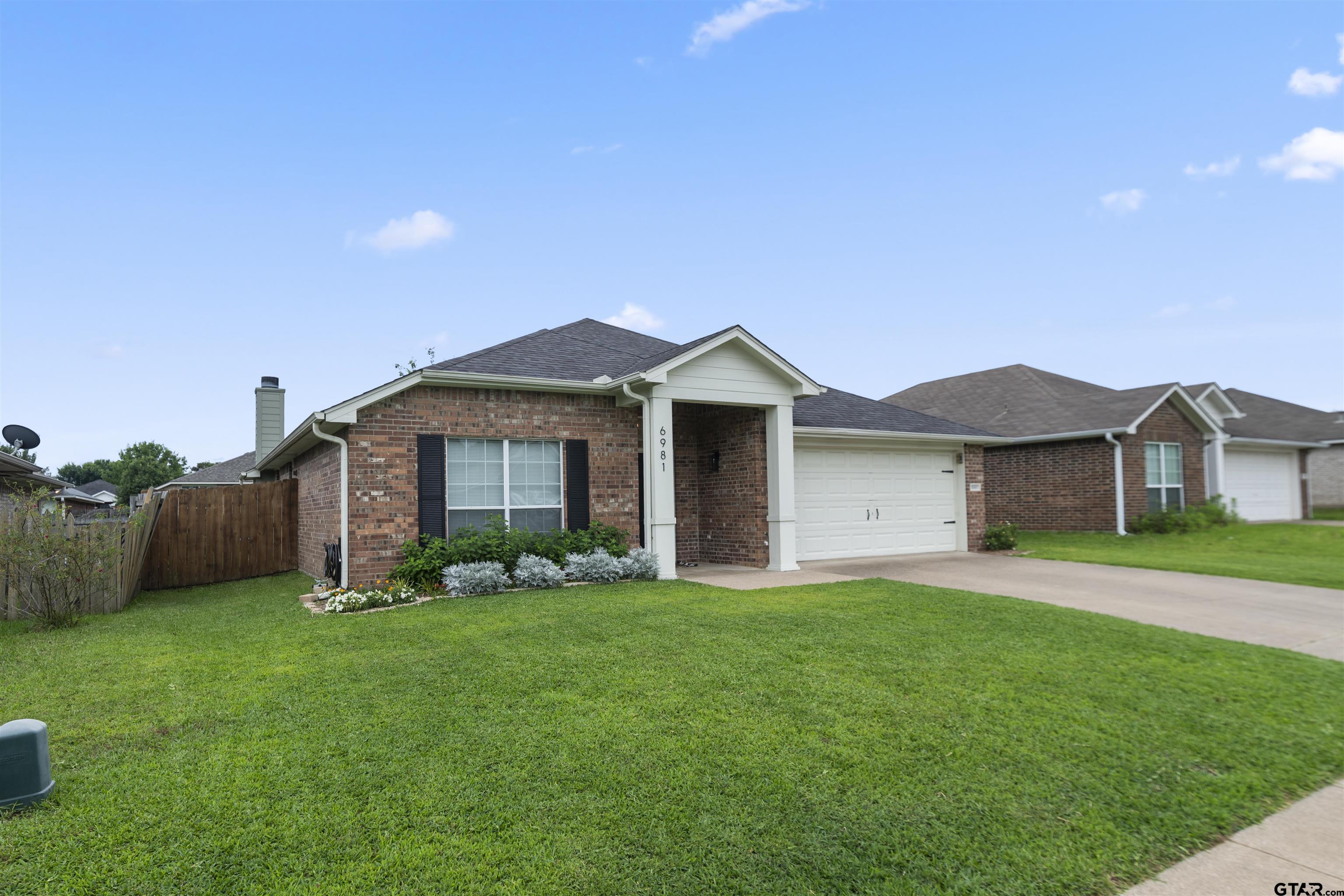 6981 Ranch Hill Dr