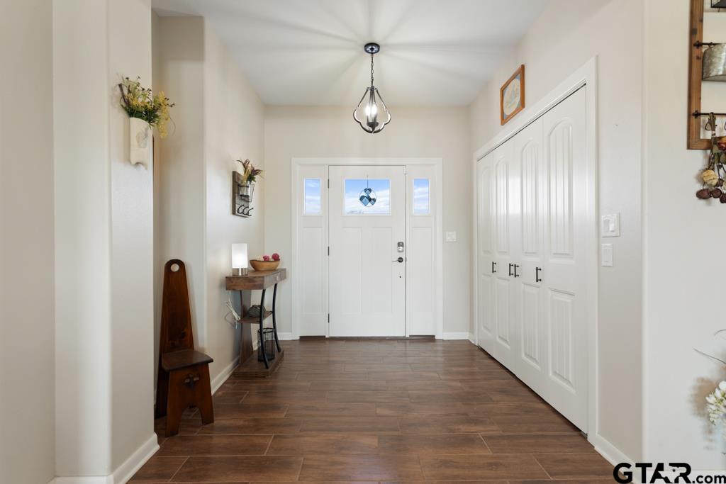 715 VZ County Road 1803