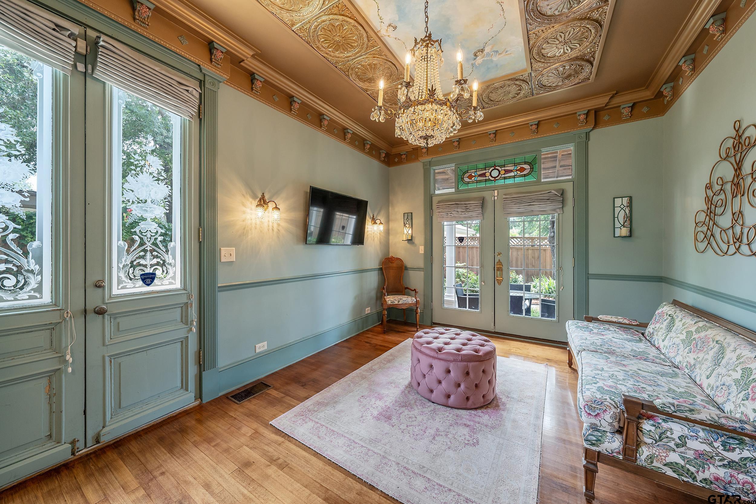 Tyler, Texas 75702, United States, 5 Bedrooms Bedrooms, ,5 BathroomsBathrooms,Residential,Pending,54286