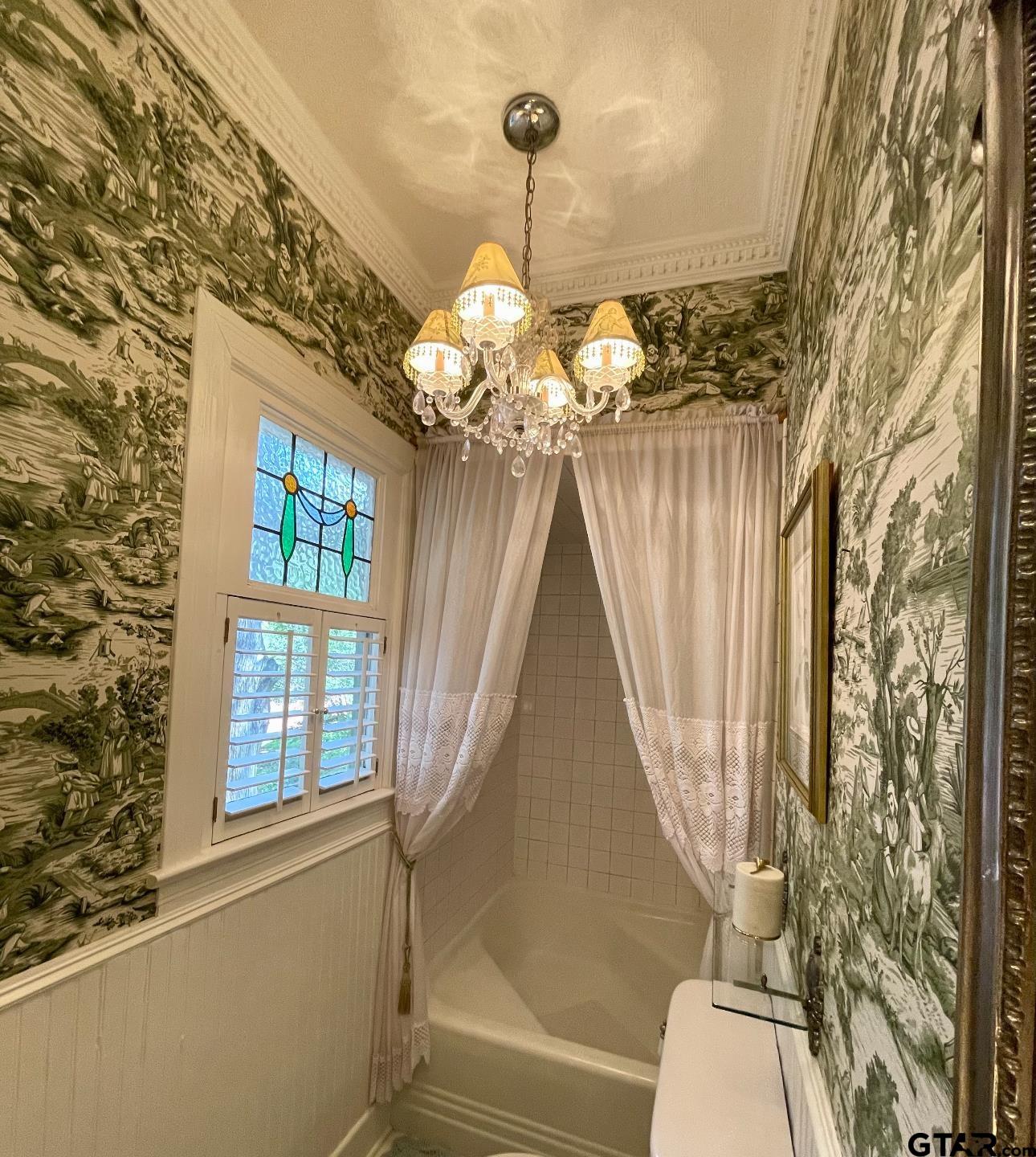 Tyler, Texas 75702, United States, 5 Bedrooms Bedrooms, ,5 BathroomsBathrooms,Residential,Pending,54286