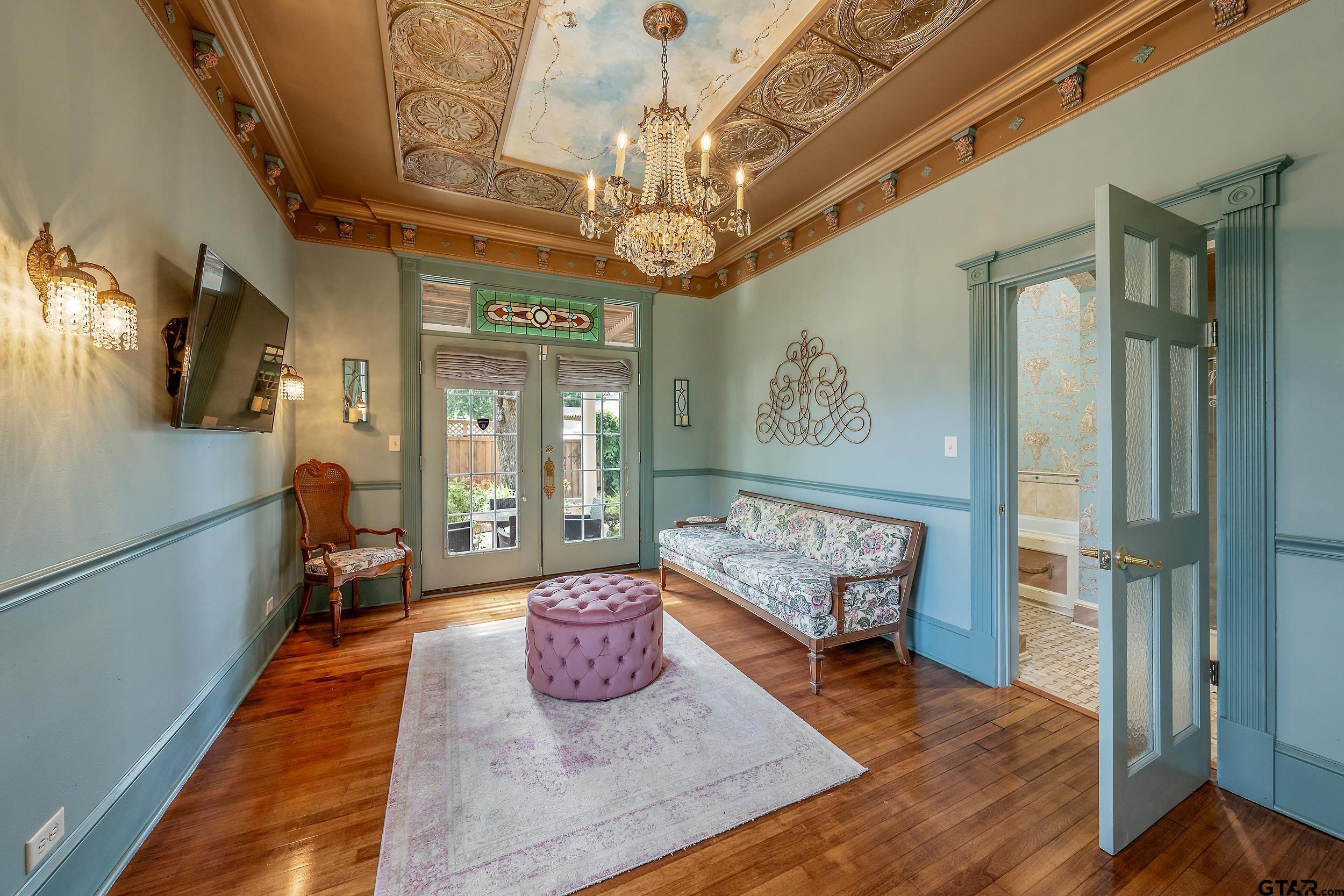 Tyler, Texas 75702, United States, 5 Bedrooms Bedrooms, ,5 BathroomsBathrooms,Residential,Pending,54286