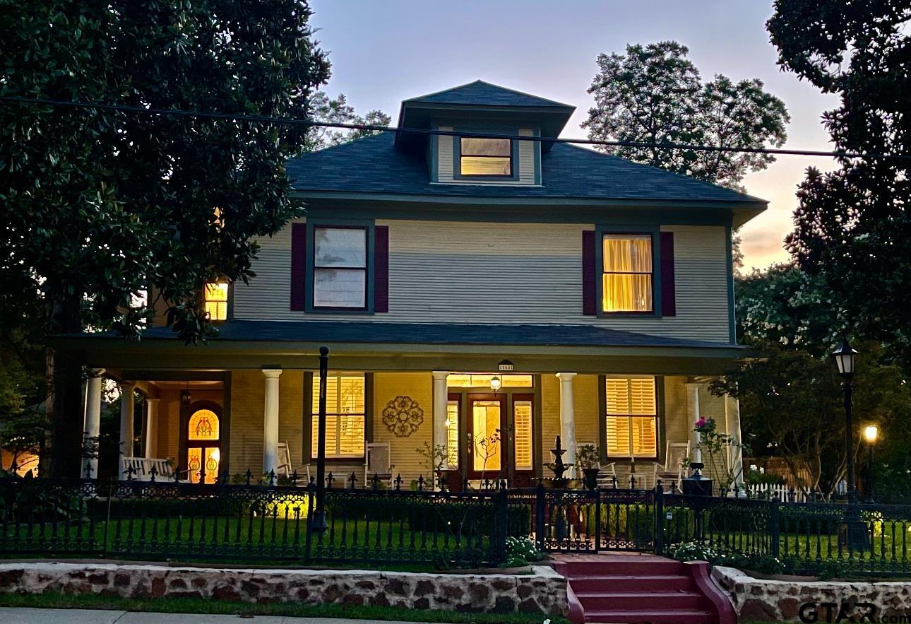 Tyler, Texas 75702, United States, 5 Bedrooms Bedrooms, ,5 BathroomsBathrooms,Residential,Pending,54286