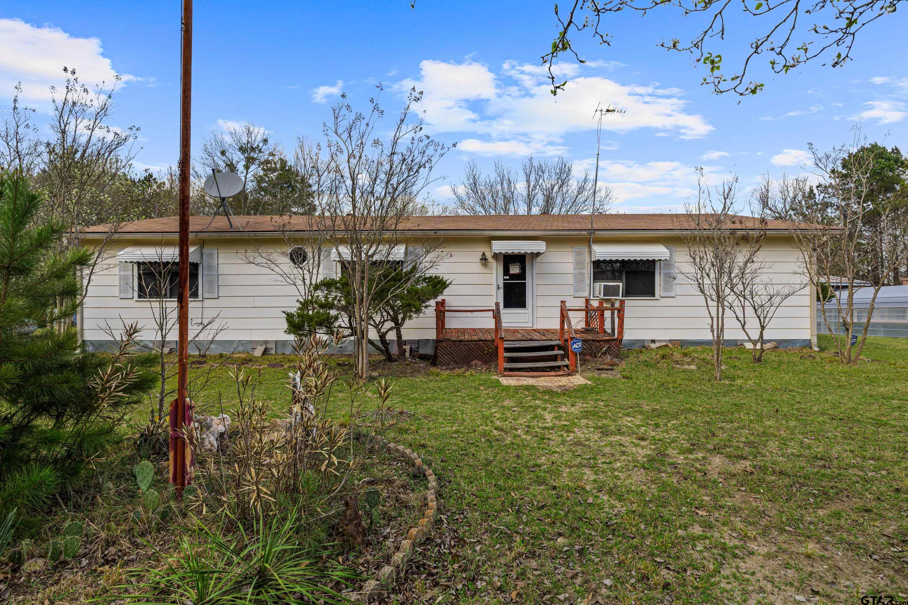 11554 FM 1649